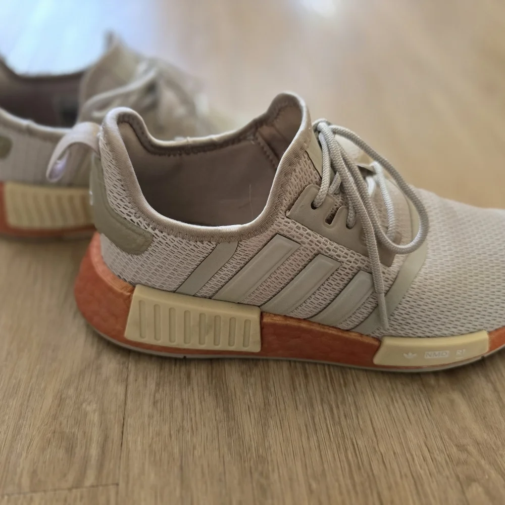 Adidas Nmd R1 - Picture 4 of 4